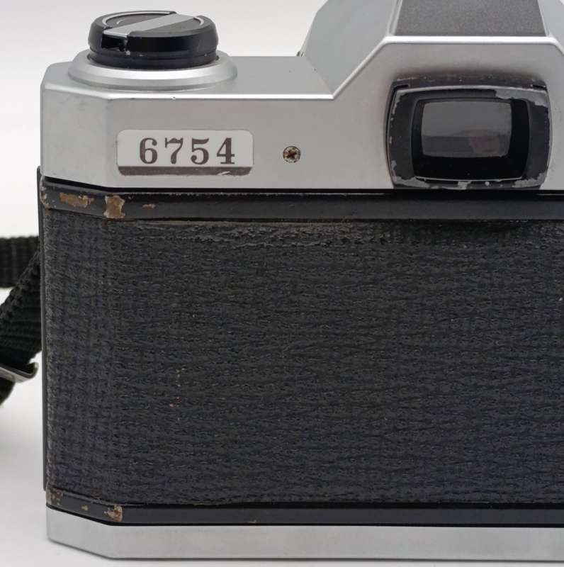 Vintage Pentax K1000 camera - body only - #5575966