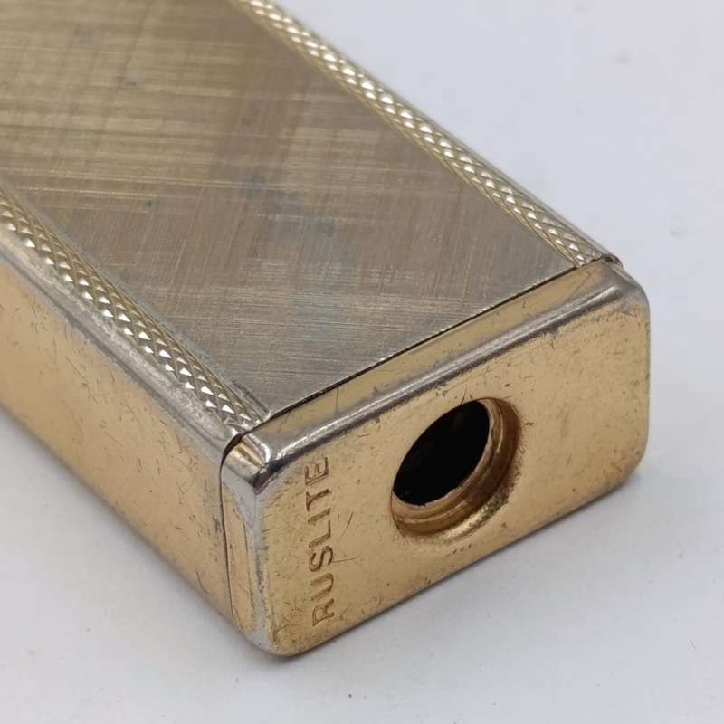 Vintage Ruslite pocket lighter - working