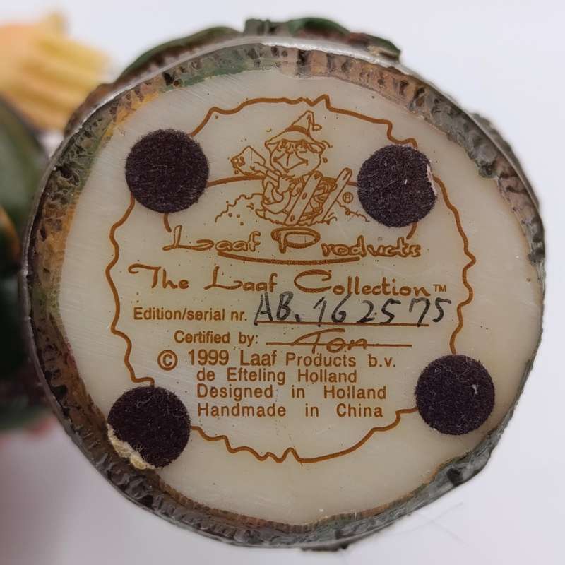 Laaf collection Loofie figurine in box