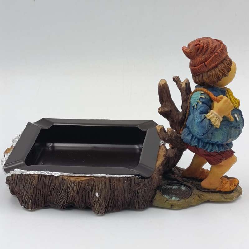 Laaf collection Lusky figurine ashtray in box
