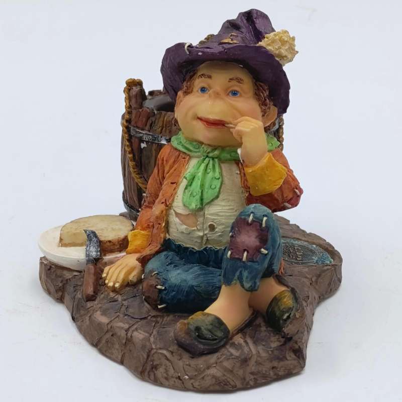Laaf collection Looth figurine in box