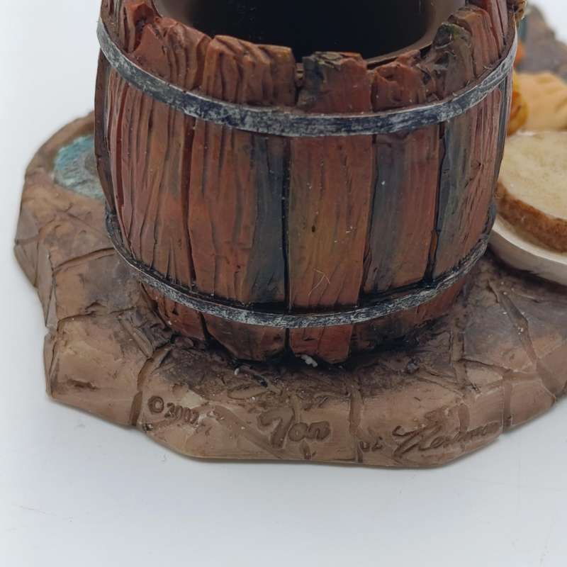 Laaf collection Looth figurine in box
