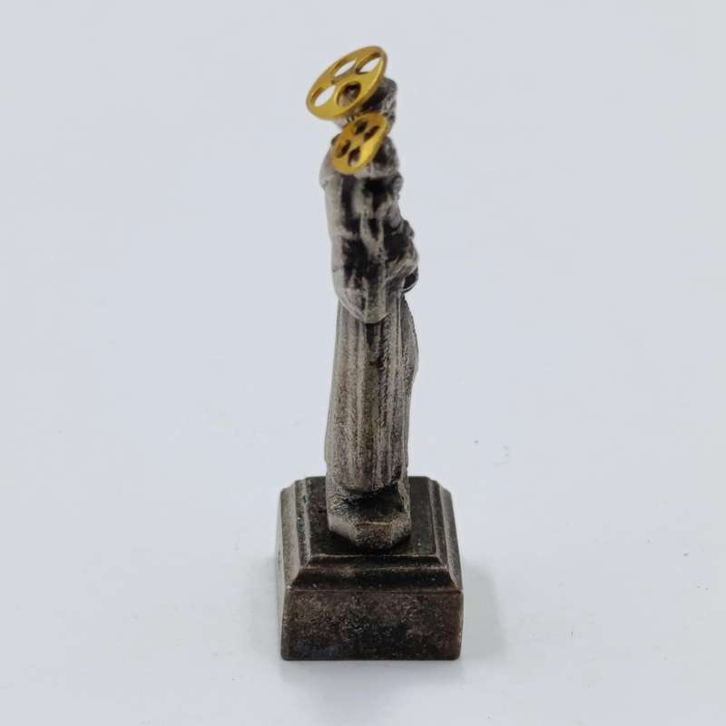 800 Silver St Autouic statuette in original box - 14,7 grams statue alone
