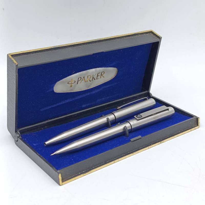 Vintage Parker pen and pencil set - engraved Leerlingraad '91