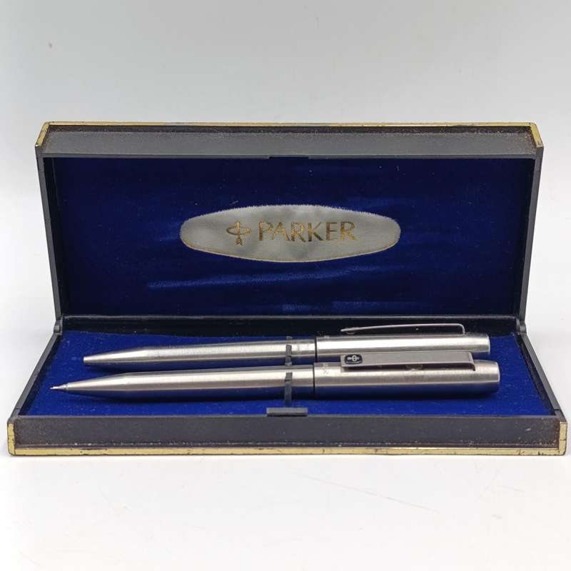 Vintage Parker pen and pencil set - engraved Leerlingraad '91