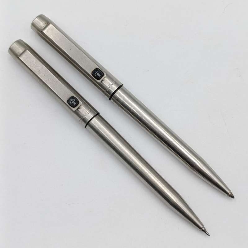 Vintage Parker pen and pencil set - engraved Leerlingraad '91