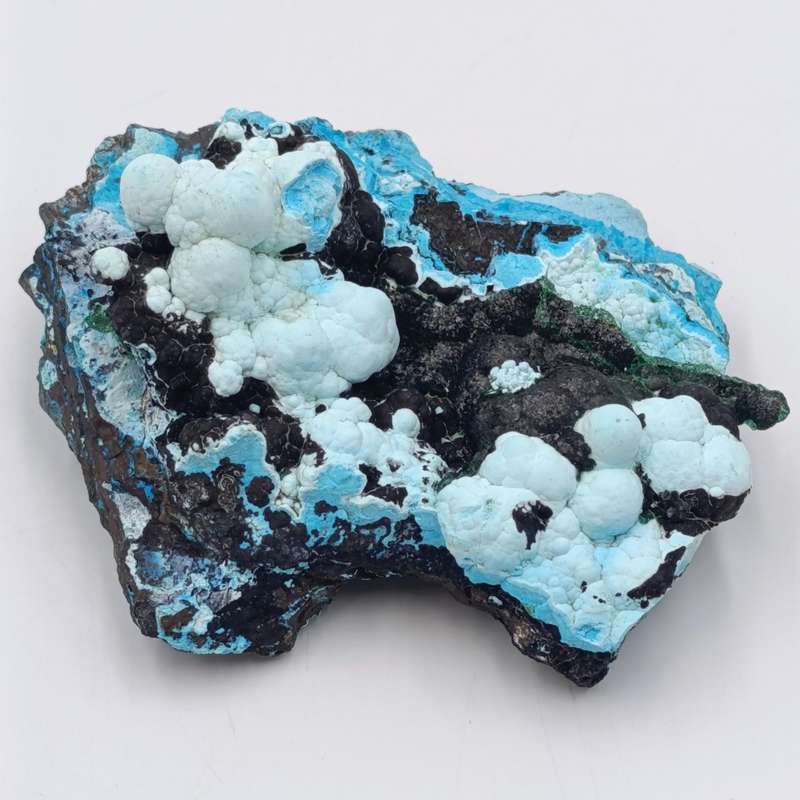 Azurite and Malachite mineral specimen of 147 grams