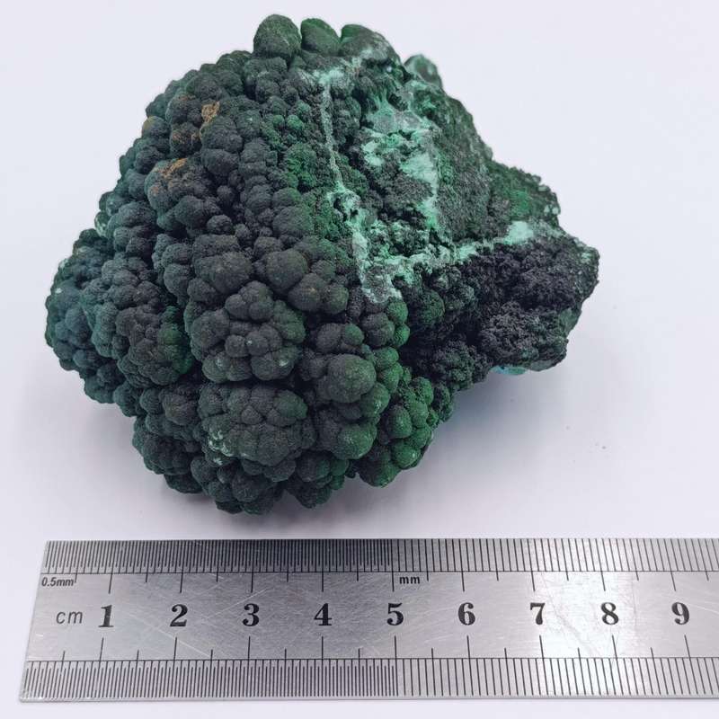 Azurite and Malachite mineral specimen of 421 grams