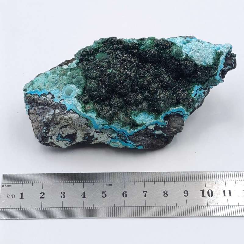 Azurite and malachite mineral specimen of 239 grams