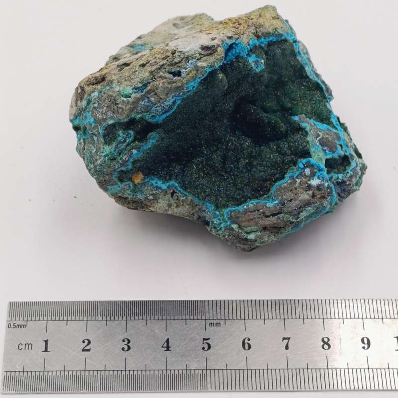 Azurite and Malachite mineral specimen of 179 grams
