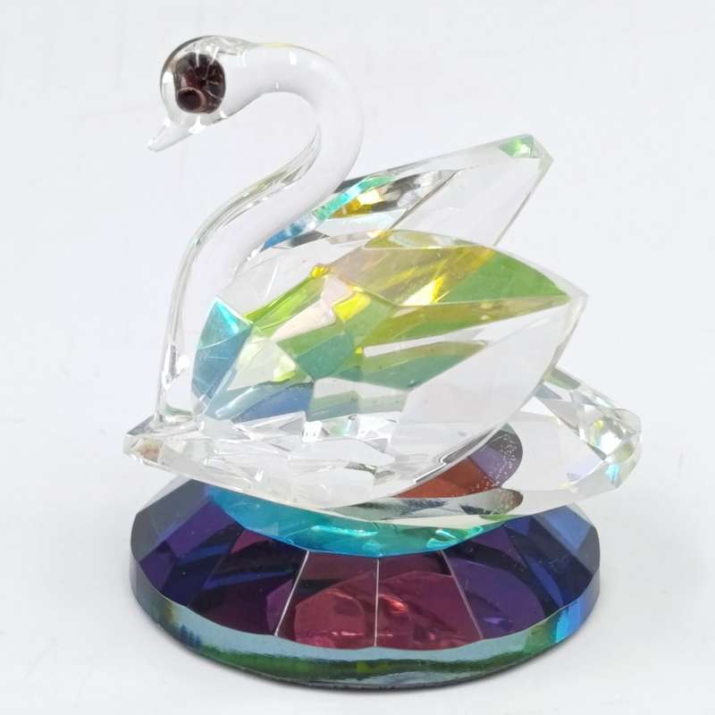 Beautiful crystal glass swan figurine