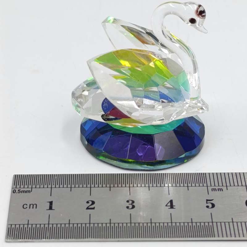 Beautiful crystal glass swan figurine