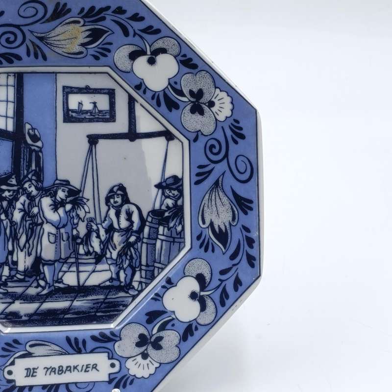 Vintage Delft Traditional Dutch Tradesman the Tobacconist porcelain plate - 16cm