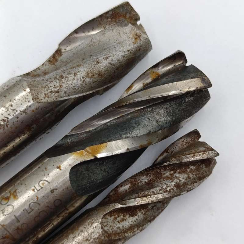 Lot of 8 End Mill bits