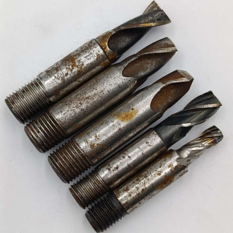 Lot of 8 End Mill bits