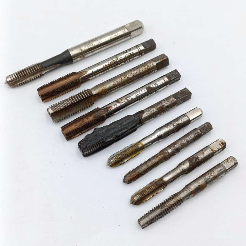 Lot of 9 inside thread cutting bits