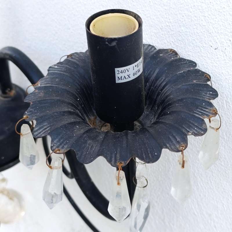 Crystal chandelier with 3 arms