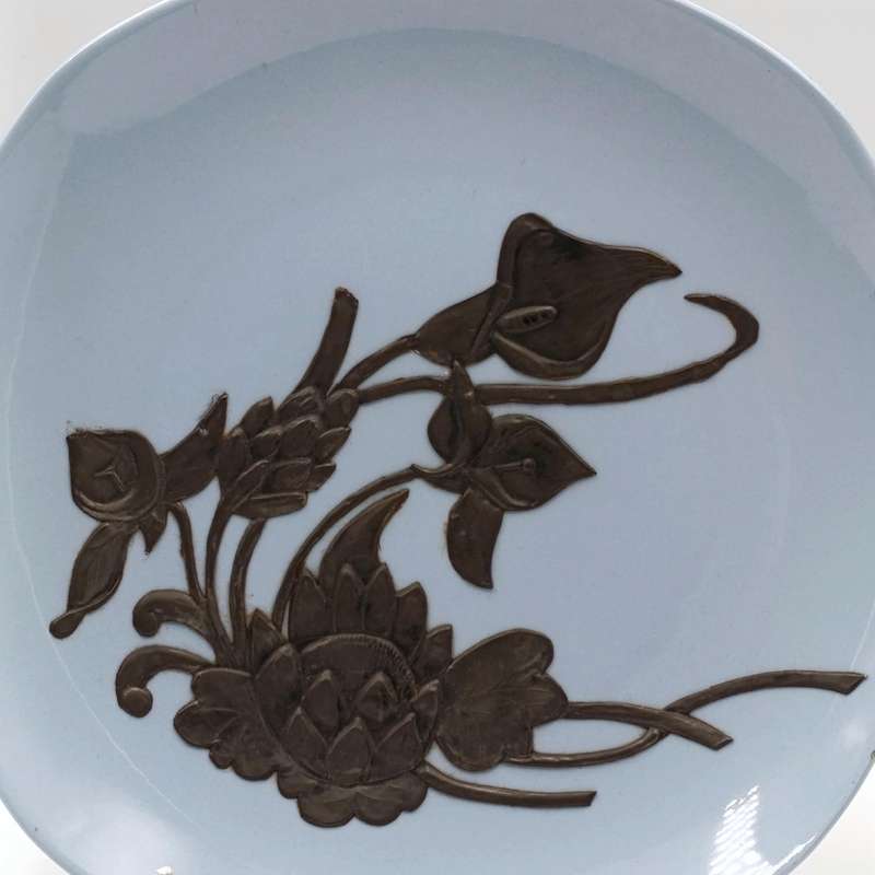 Vintage Johnson Brothers Blue Horizan plate with pewter overlay flowers