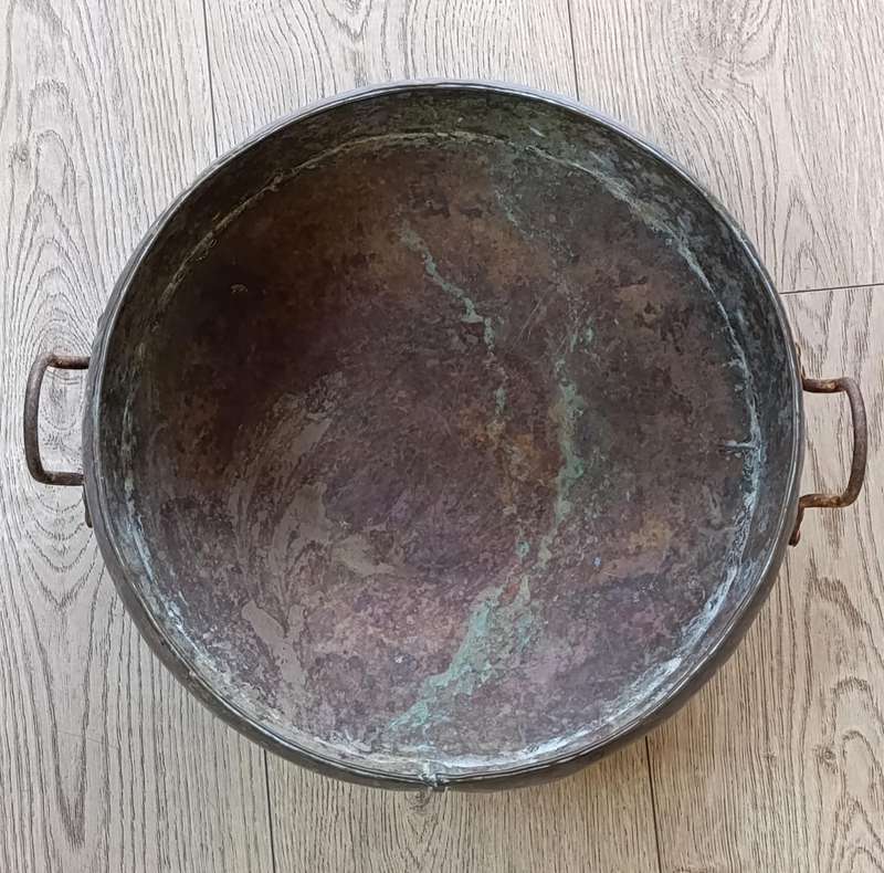 Antique copper pot -unsure of use