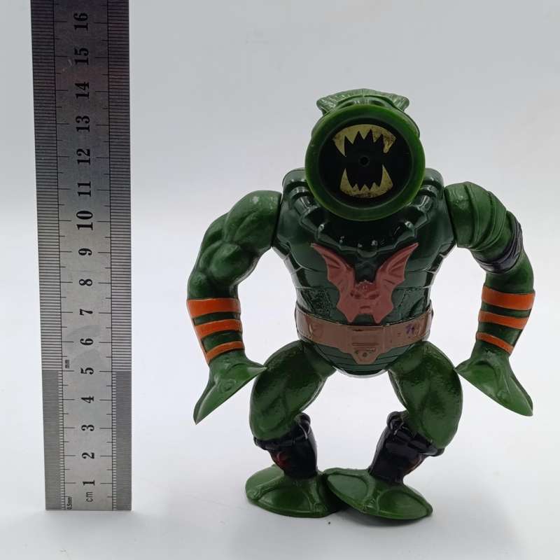 Vintage Masters of the Universe Leech action figurine