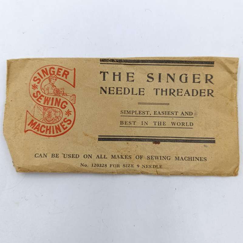 Vintage The Singer Needle Threader in original packaging - for size 9 needle