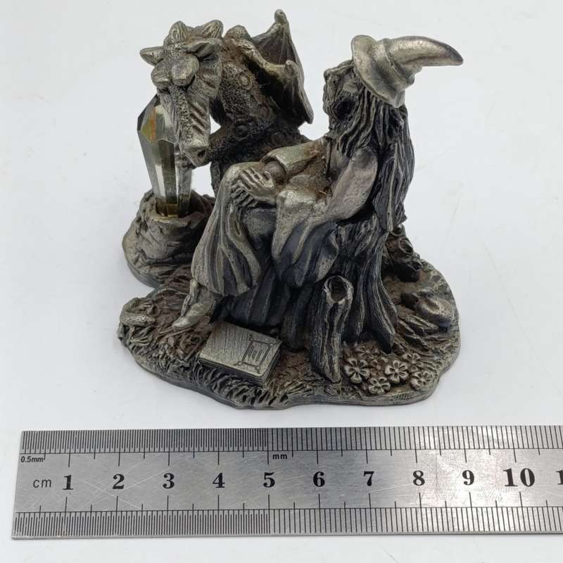 The Tudor Mint meth and Magic #3113 Mischevious Aragon figurine in box