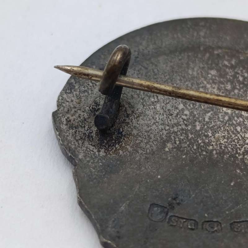 1952 Van Riebeeck Festival Volkspele pin badge
