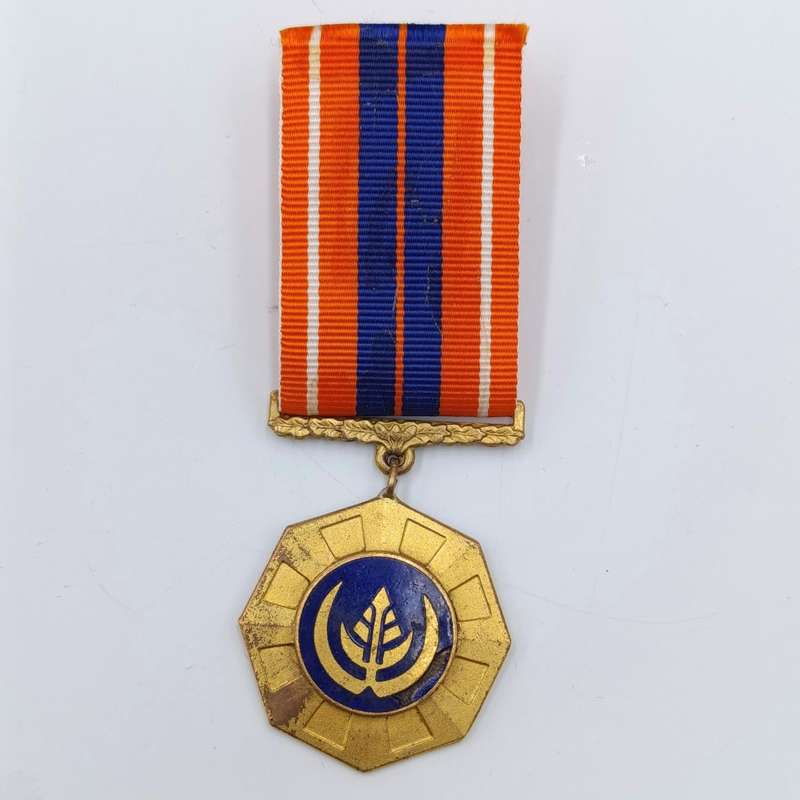 SADF Pro Patria medal with very low number #1665 - Swivel type - some front damage