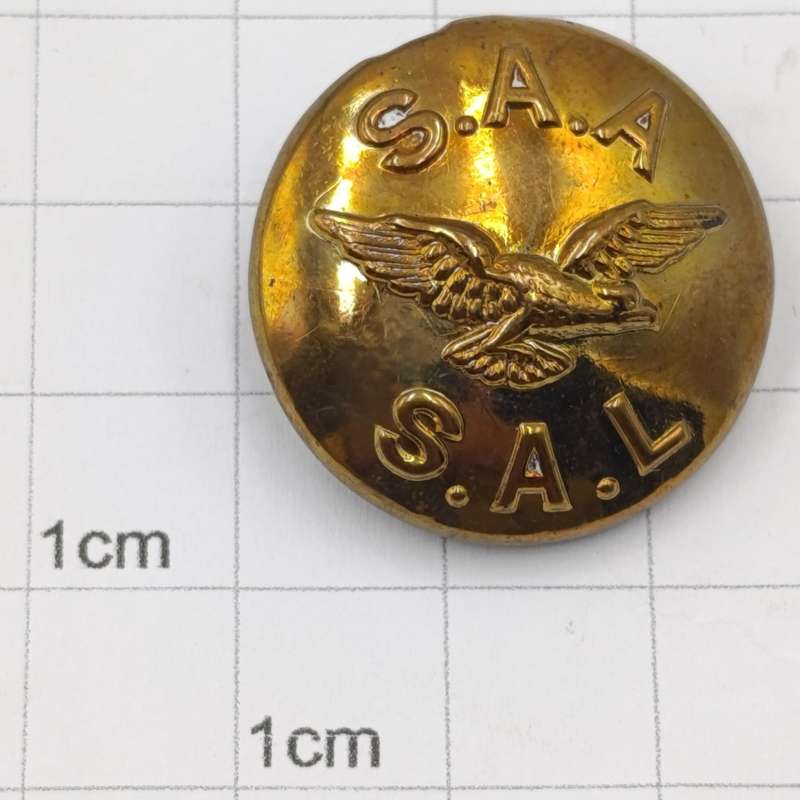 Lot of 15 Vintage SA Airways Uniform buttons