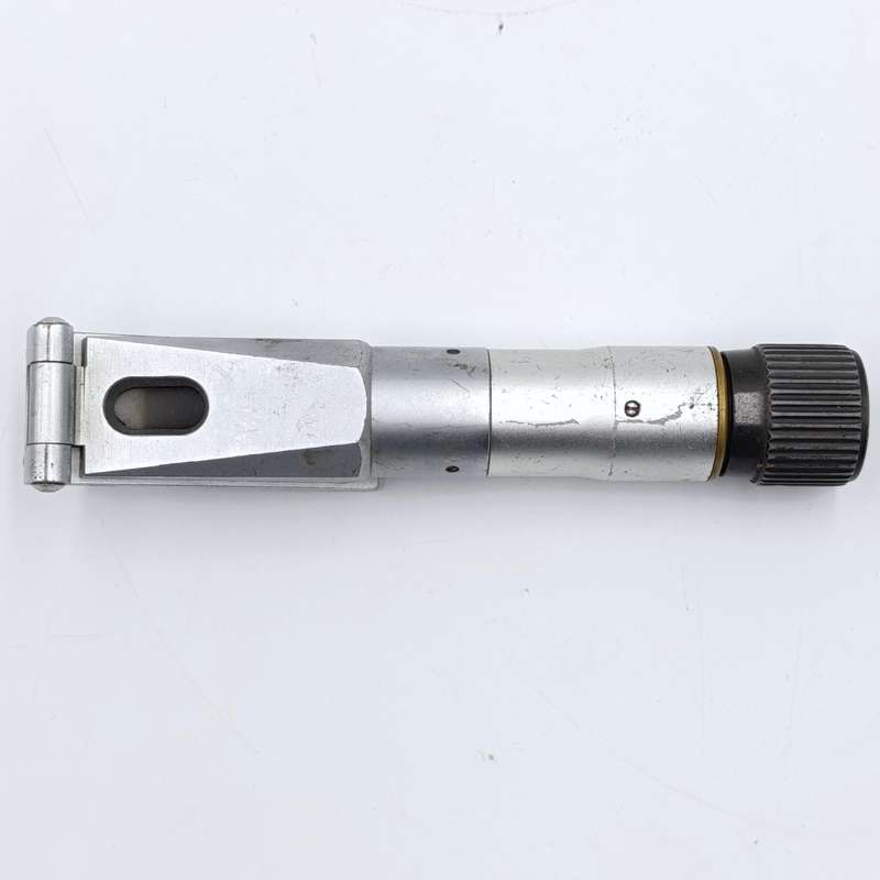 Vintage Atago 0-32% liquid refractometer in pouch