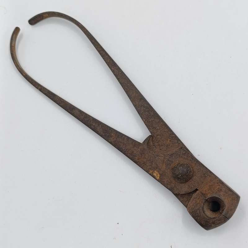 Antique Musket ball bullet mold
