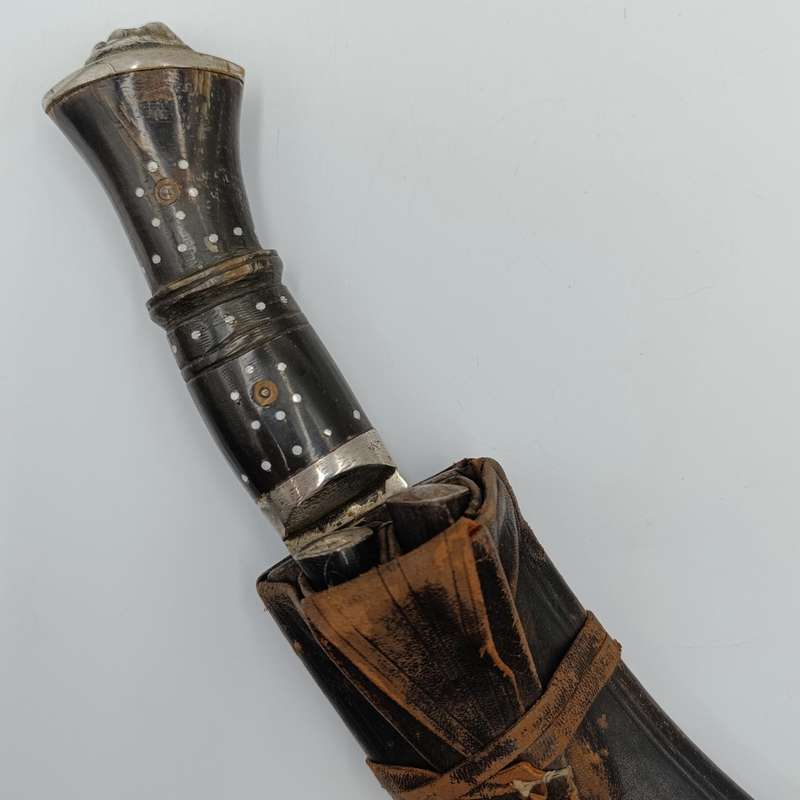 Vintage Kukri hunting knife with leather sheath and two smaller knifes