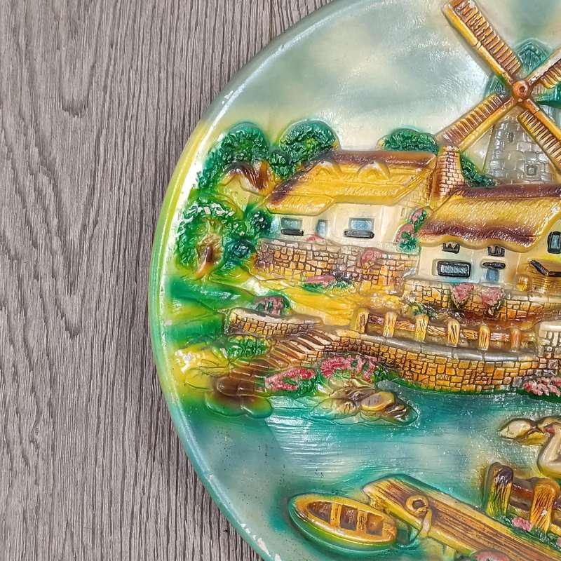 Vintage Dutch themed plaster wall plate
