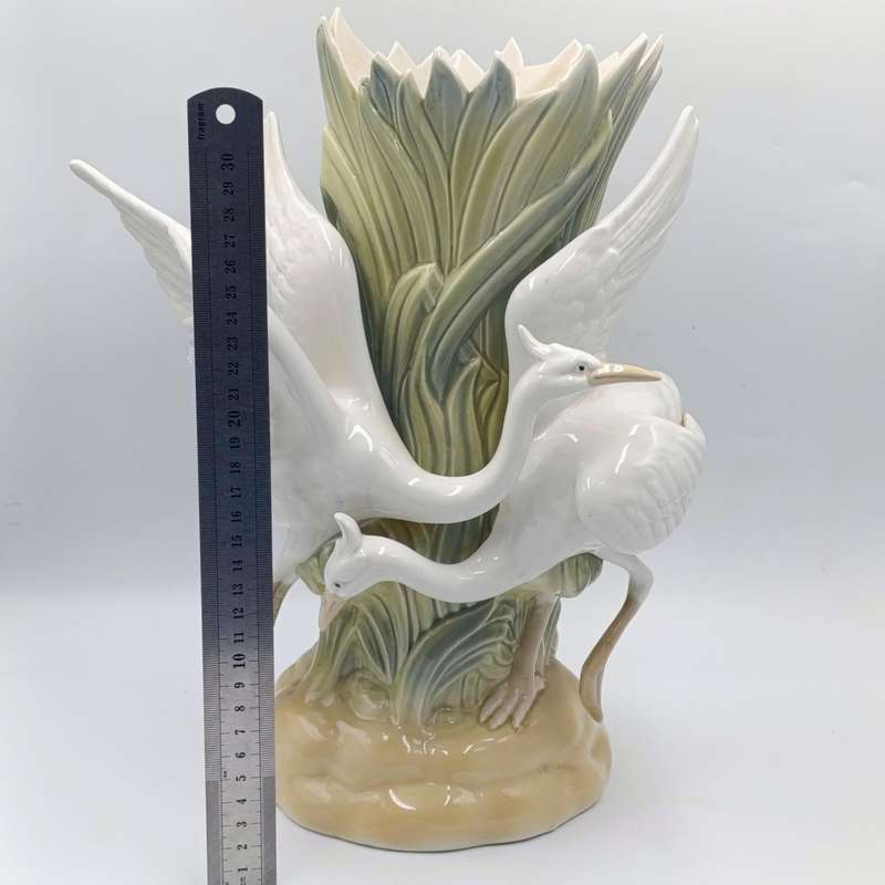 Vintage Miquel Requena White Herons porcelain vase