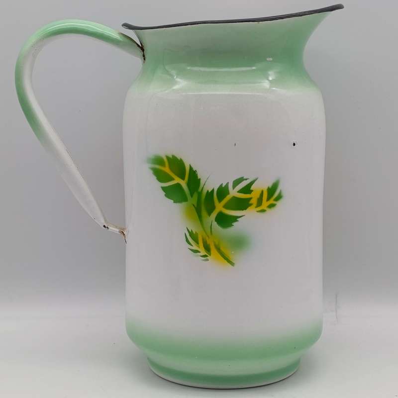 Vintage Czechoslavakian enamel wash basin with pitcher - collection only