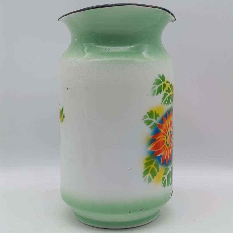 Vintage Czechoslavakian enamel wash basin with pitcher - collection only