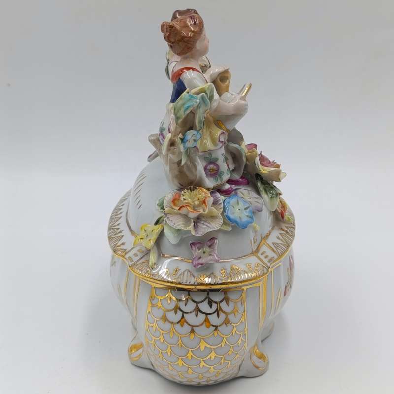 Antique German Ritzenhoff and Becker porcelain trinket bowl with figurines