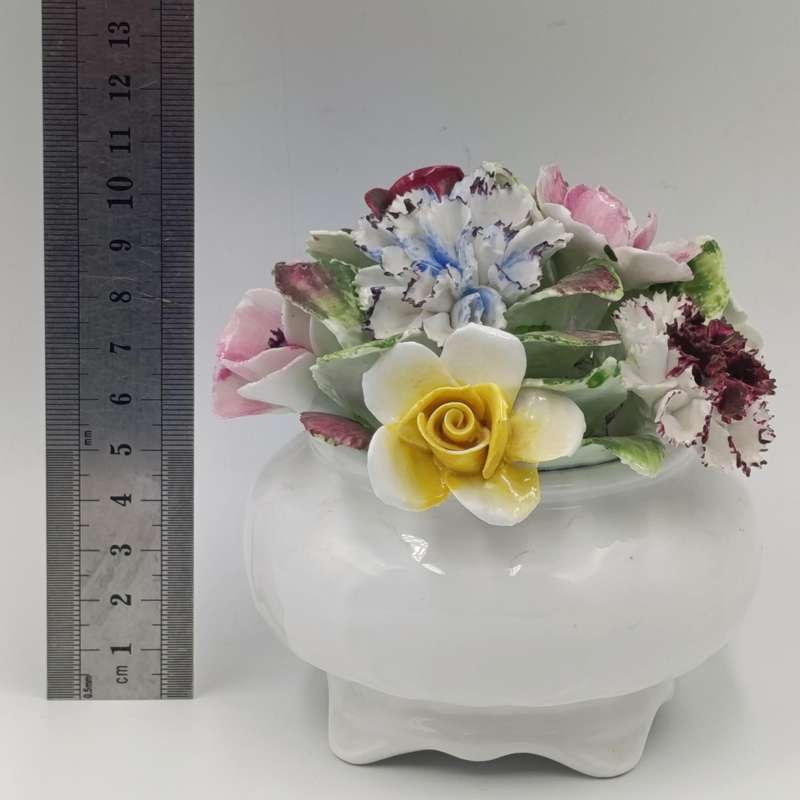 Vintage Royal Doulton flower bouquet - some minor damage