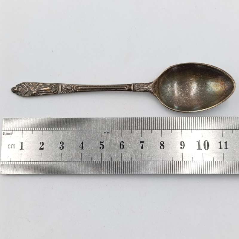 Set of 6 vintage EPNS Apostles tea spoons in box