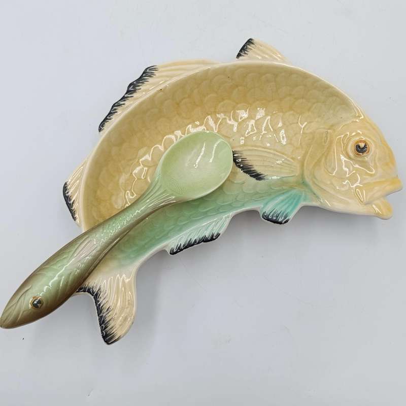 Vintage Shorter and Son porcelain fish plate with spoon