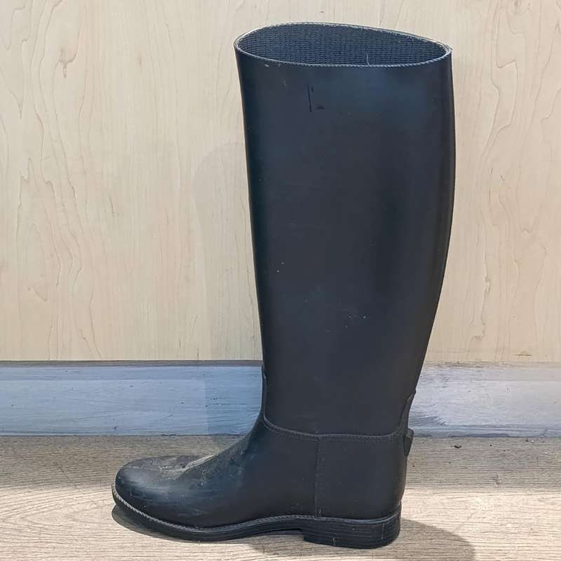 Pair of rubber equistrian riding boots - size UK 6 (EUR 39)