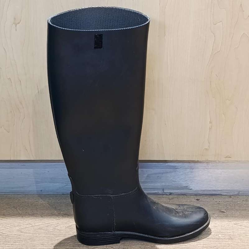 Pair of rubber equistrian riding boots - size UK 6 (EUR 39)