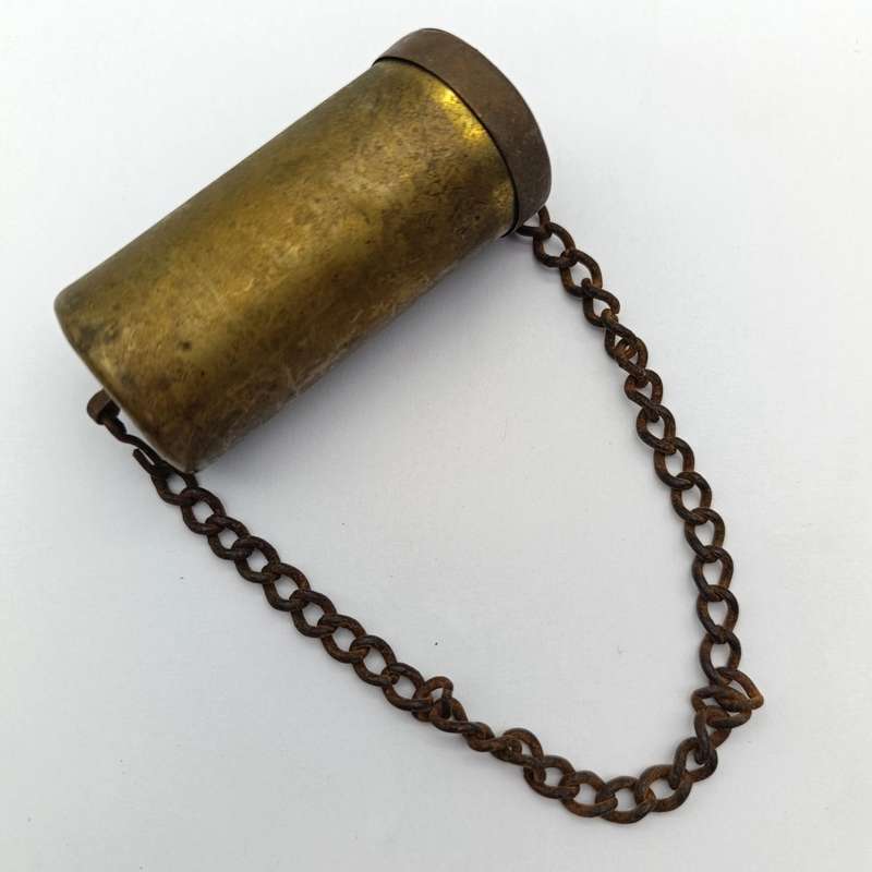 Antique brass tinder box (Tonteldoos)