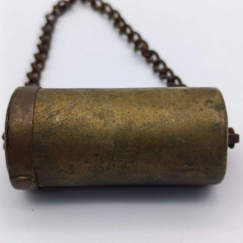 Antique brass tinder box (Tonteldoos)