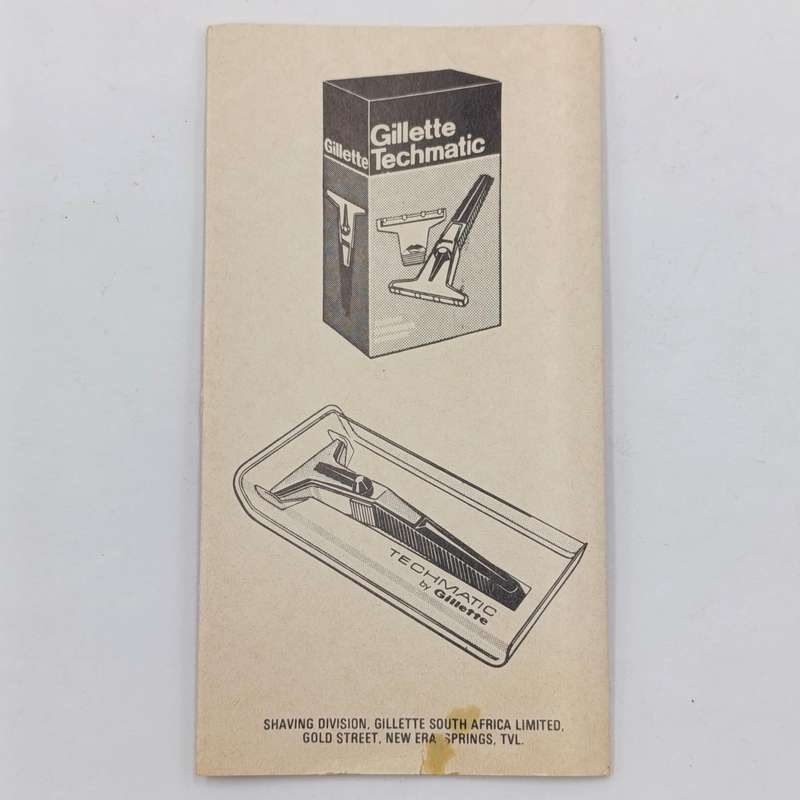 Vintage Gillette Techmatic razor with 7 extra cartridges