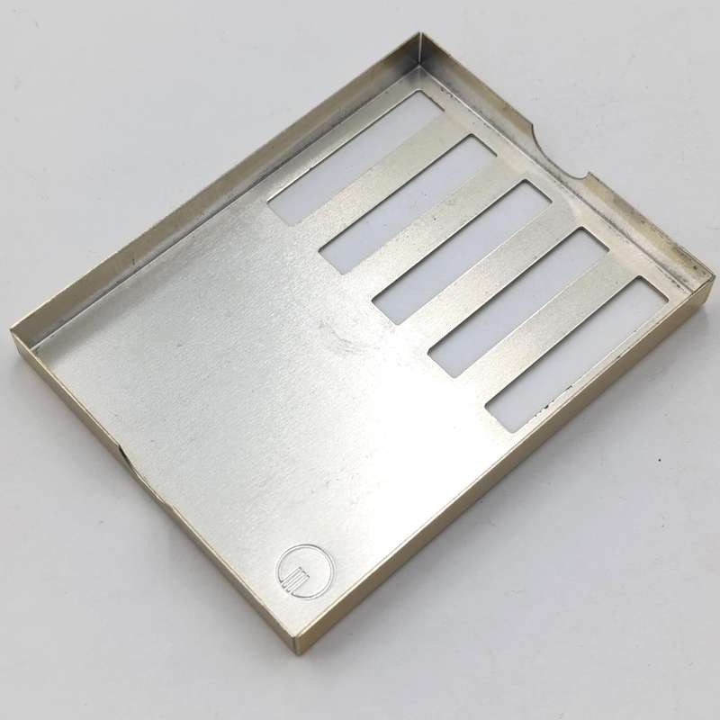 Vintage Gillette Deluxe Trac II razor in case with 6 blades