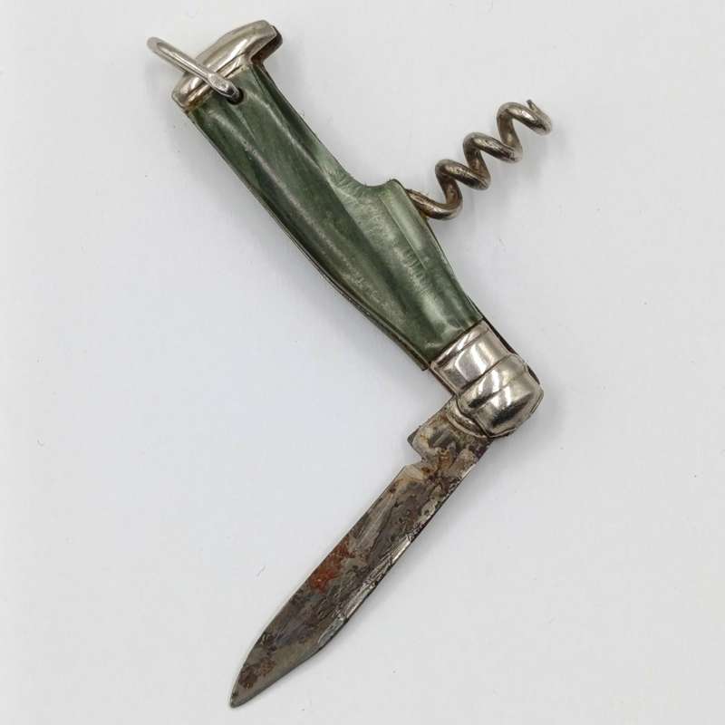 Vintage Richards bottle type miniature pen knife