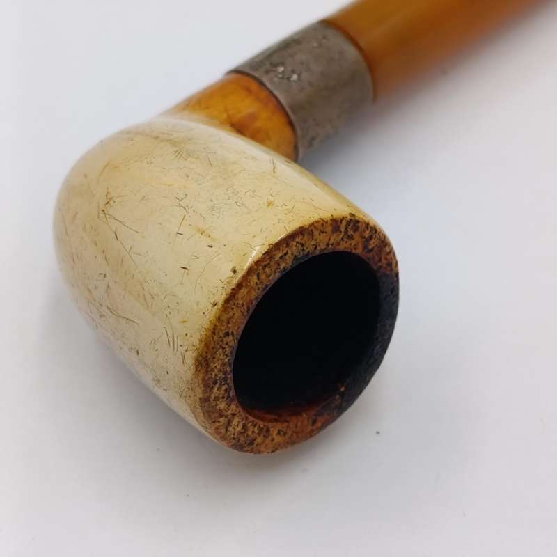 Vintage Genuine Meerschaum smoking pipe in case 