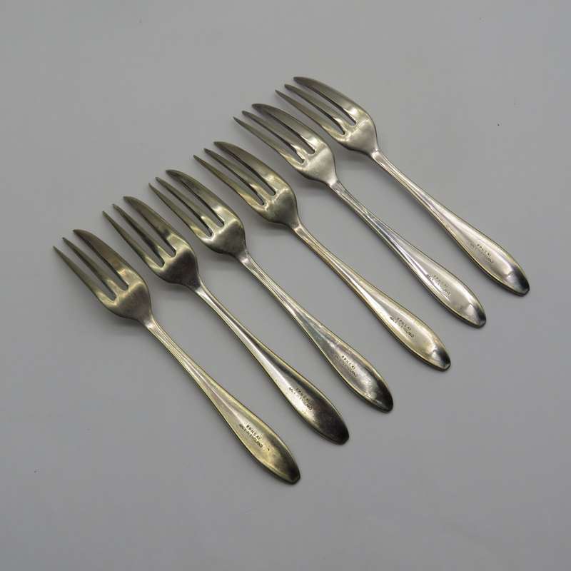 Set of 6 Cake Forks in original box