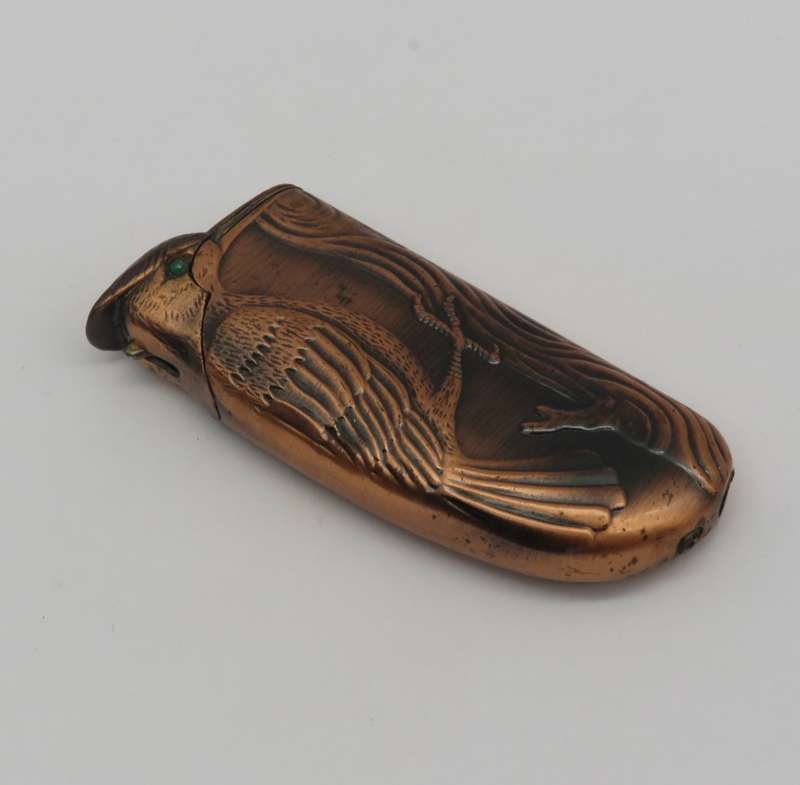 Vintage eagle-styled Piezo- electric lighter